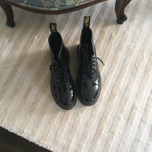 dr marten air wair with bouncing soles